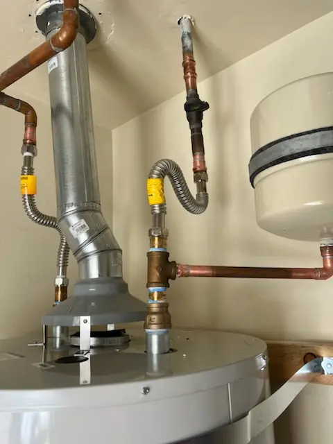 Water heater installation and plumbing repair in Jennings